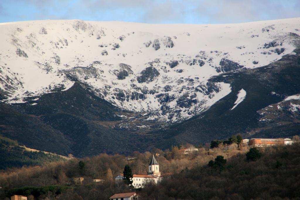 Apartamento Orgaz Leilighet Candelario Eksteriør bilde